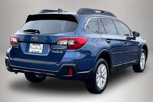 Abyss Blue Pearl 2019 Subaru Outback 2.5i Premium