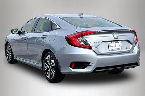 Lunar Silver Metallic 2018 Honda Civic EX-T