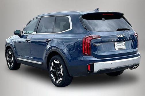 Midnight Black 2024 Kia Telluride S
