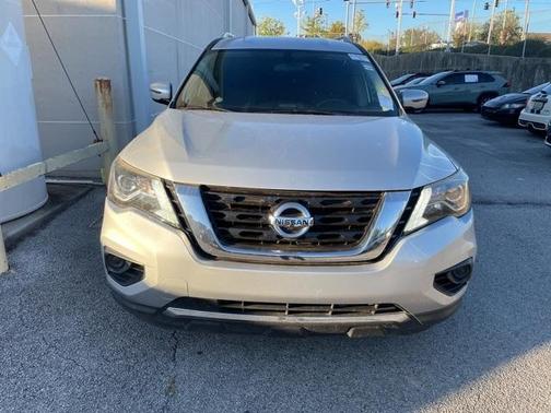 2020 Nissan Pathfinder S