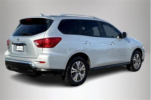 2020 Nissan Pathfinder S