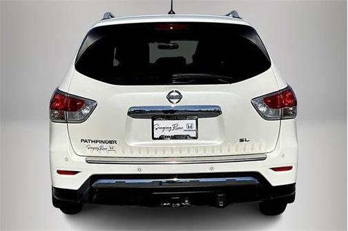 2015 Nissan Pathfinder SL