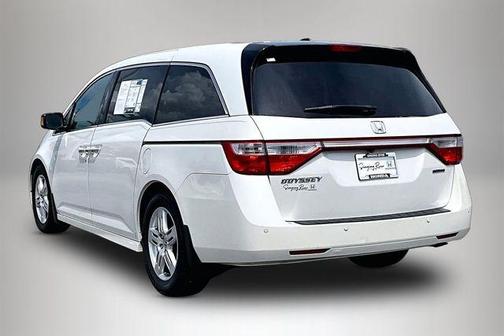 White Diamond Pearl 2013 Honda Odyssey Touring
