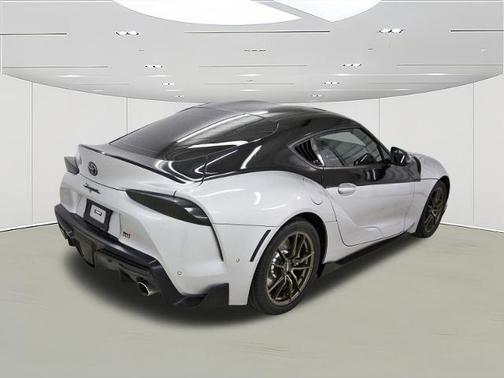 2022 Toyota Supra 2.0