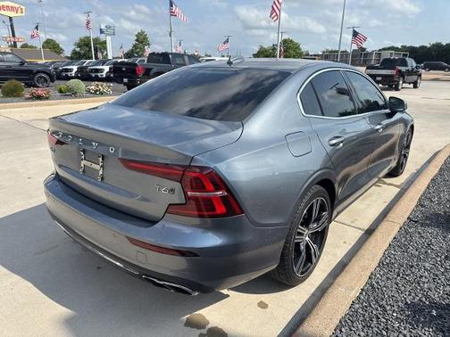 2021 Volvo S60 T6 INSCRIPTION
