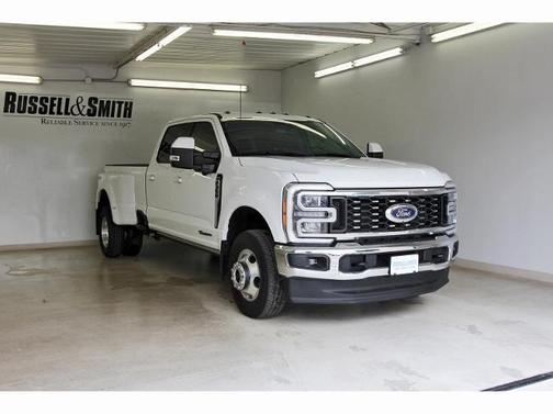 2023 Ford F-350 LARIAT SUPER DUTY
