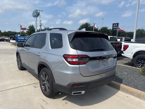 2025 Honda Pilot SPORT