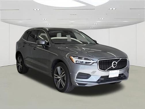 2019 Volvo XC60 T6 MOMENTUM