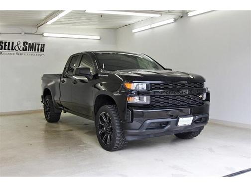 2019 Chevrolet Silverado 1500 CUSTOM