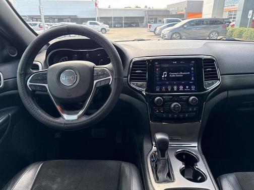2019 Jeep Grand Cherokee LAREDO