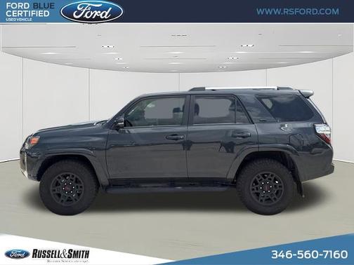 2024 Toyota 4Runner SR5 PREMIUM