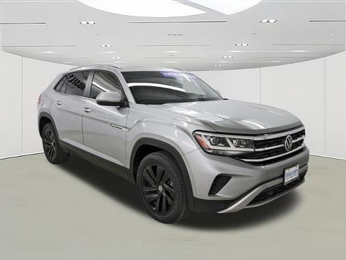 2022 Volkswagen Atlas Cross Sport 2.0T SE W/ TECHNOLOGY