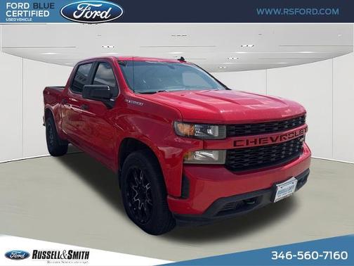 2020 Chevrolet Silverado 1500 CUSTOM