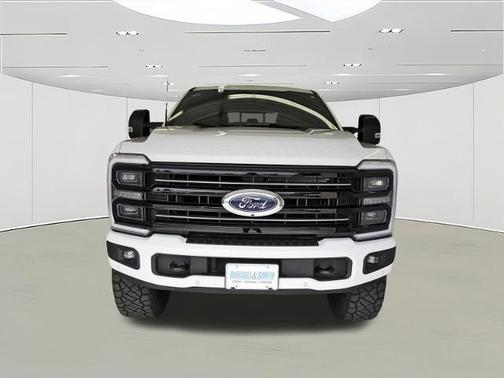 2025 Ford F-250 PLATINUM
