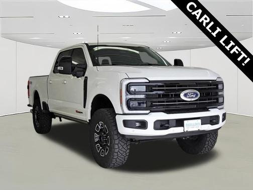2025 Ford F-250 PLATINUM