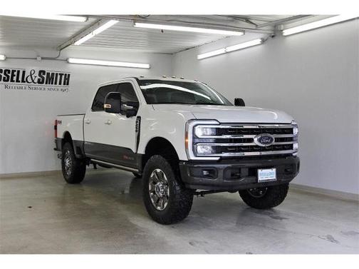 2025 Ford F-250 PLATINUM