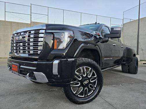 2024 GMC Sierra 3500 Denali