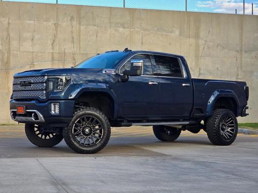 2023 GMC Sierra 2500 Denali