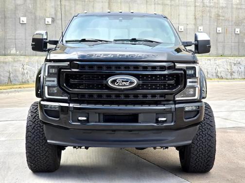 2022 Ford F-250 Platinum