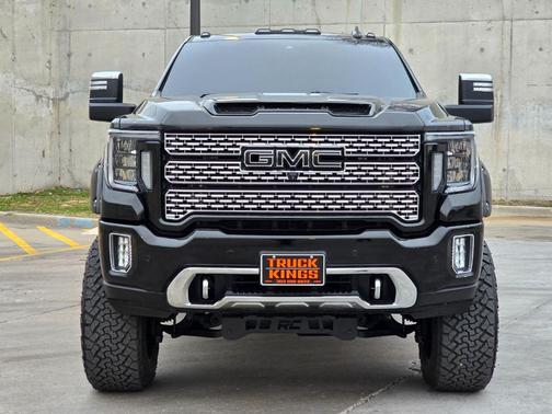 2023 GMC Sierra 2500 Denali