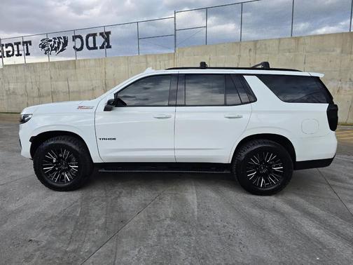 Summit White 2022 Chevrolet Tahoe 4WD Z71
