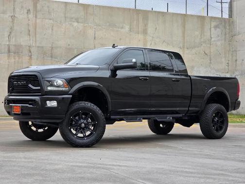 Brilliant Black Crystal Pearlcoat 2018 RAM 2500 Laramie Mega Cab 4x4 6'4' Box