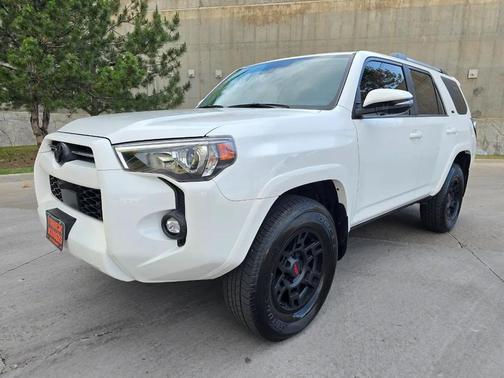 White 2022 Toyota 4Runner SR5 Premium