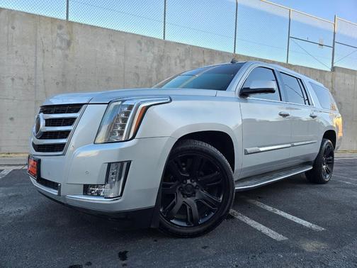 2015 Cadillac Escalade ESV Premium