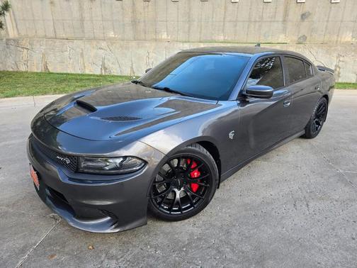 Granite Pearlcoat 2016 Dodge Charger SRT Hellcat