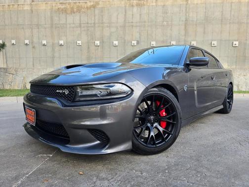 Granite Pearlcoat 2016 Dodge Charger SRT Hellcat