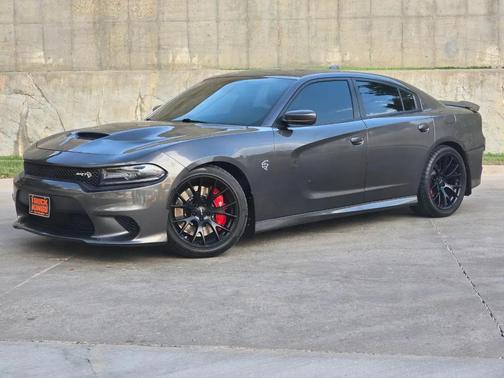 Granite Pearlcoat 2016 Dodge Charger SRT Hellcat