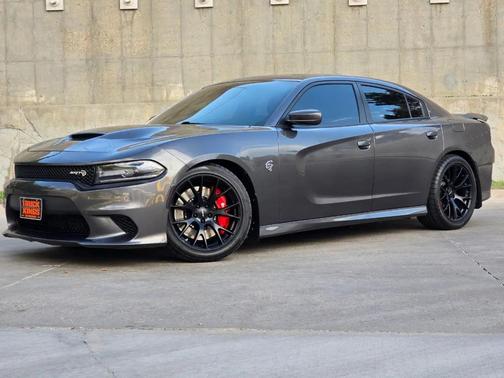 Granite Pearlcoat 2016 Dodge Charger SRT Hellcat
