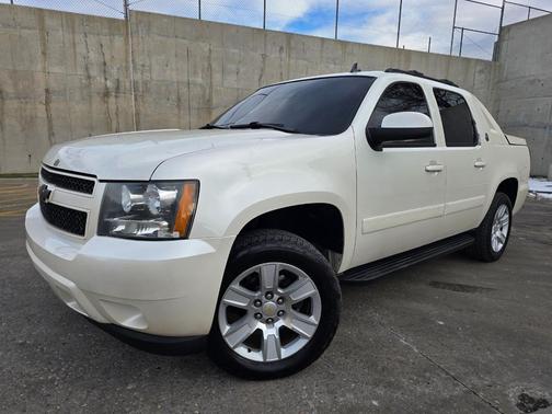 2013 Chevrolet Avalanche LTZ