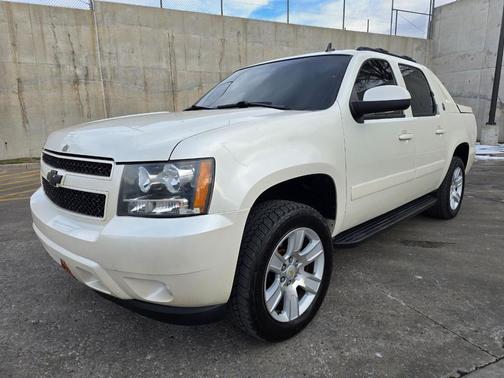 2013 Chevrolet Avalanche LTZ