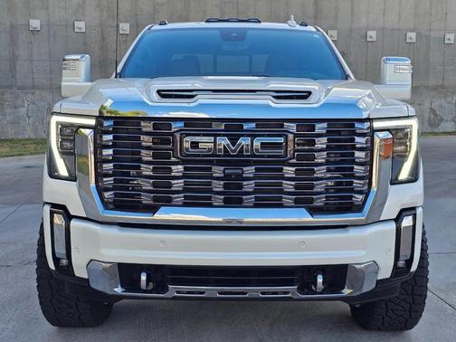 White 2024 GMC Sierra 3500 Denali