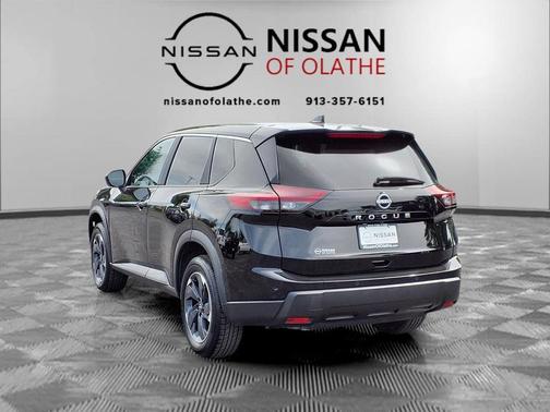 Super Black 2025 Nissan Rogue SV