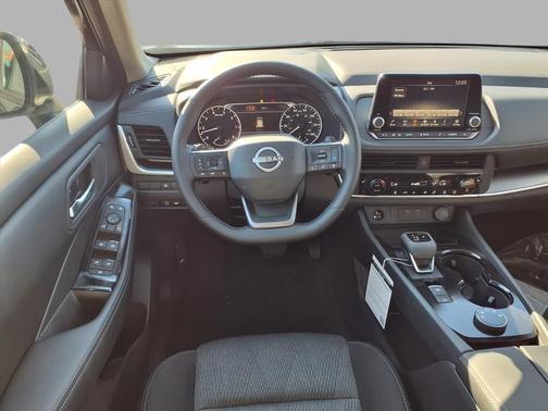 Super Black 2026 Nissan Rogue SV