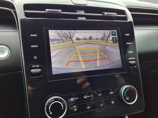 Phantom Black 2023 Hyundai SANTA CRUZ SEL