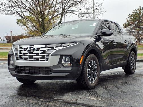 Phantom Black 2023 Hyundai SANTA CRUZ SEL