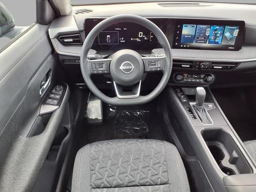 Deep Blue Pearl 2026 Nissan Kicks SV