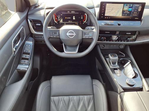 Champagne Silver Metallic 2026 Nissan Rogue Platinum