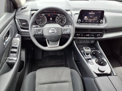 Deep Ocean Blue Pearl 2026 Nissan Rogue SV