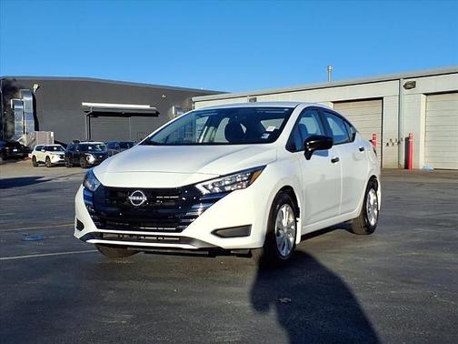 2025 Nissan Versa 1.6 S