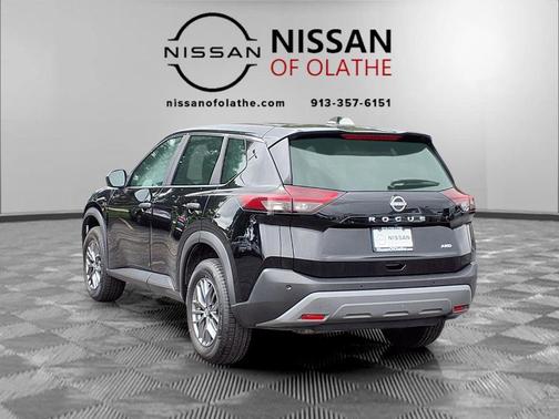Super Black 2023 Nissan Rogue S