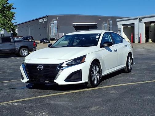 2025 Nissan Altima S