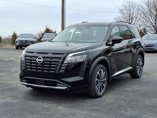 Super Black 2026 Nissan Pathfinder Platinum