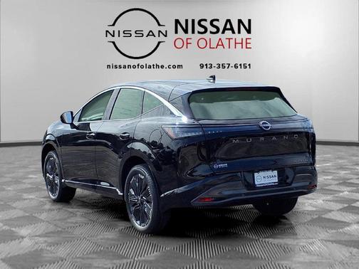 Super Black 2027 Nissan Murano Platinum