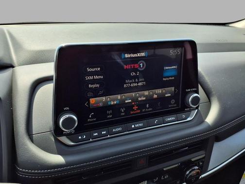 Everest White Pearl Tricoat 2026 Nissan Rogue Dark Armor
