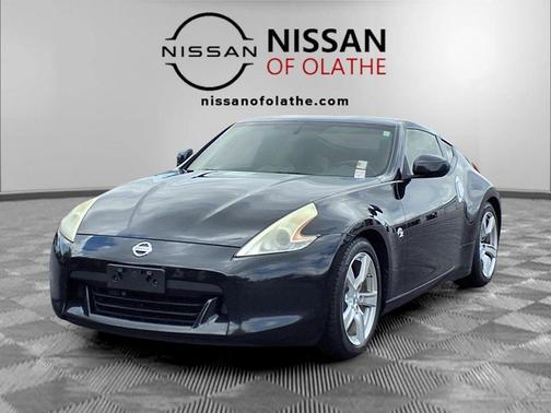 Magnetic Black Metallic 2011 Nissan 370Z Base