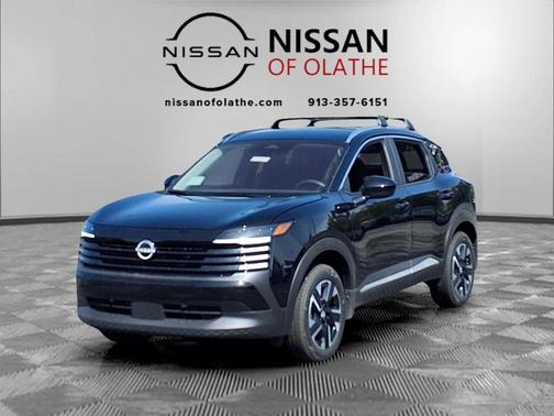 Super Black 2027 Nissan Kicks SV